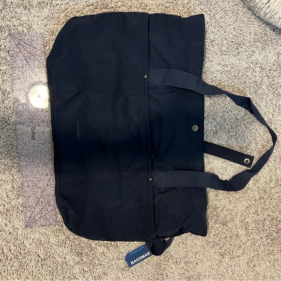 NWT Bagsmart Tote Foldable Color Navy (20L) - Picture 3 of 7